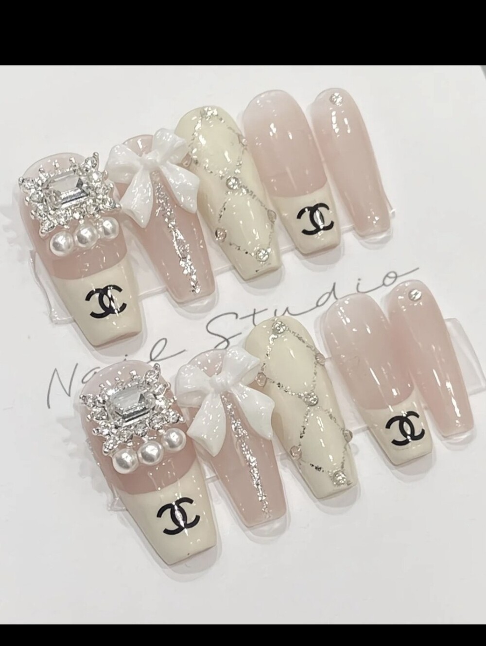 CC Logo Handcrafted Press on nails